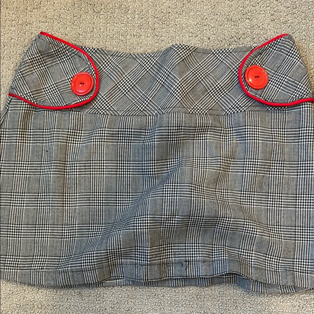 Stylish Gray Plaid Skirt with Red Accents